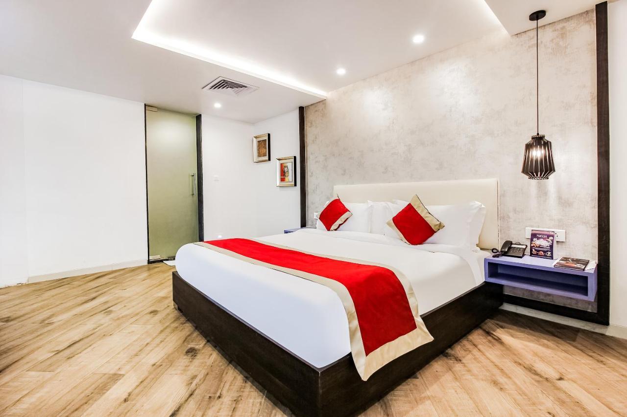 Palette - Hotel Kass Khapri Bagian luar foto