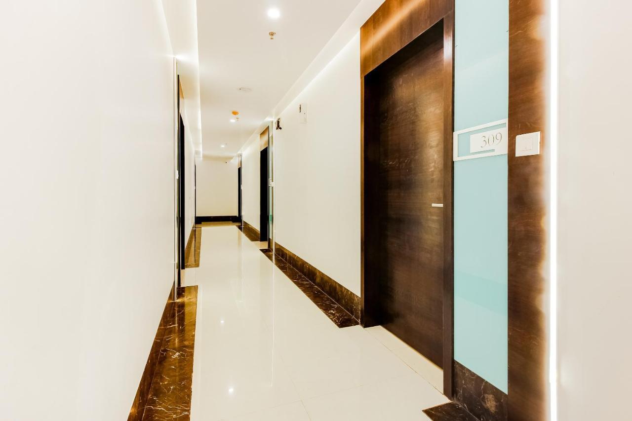 Palette - Hotel Kass Khapri Bagian luar foto