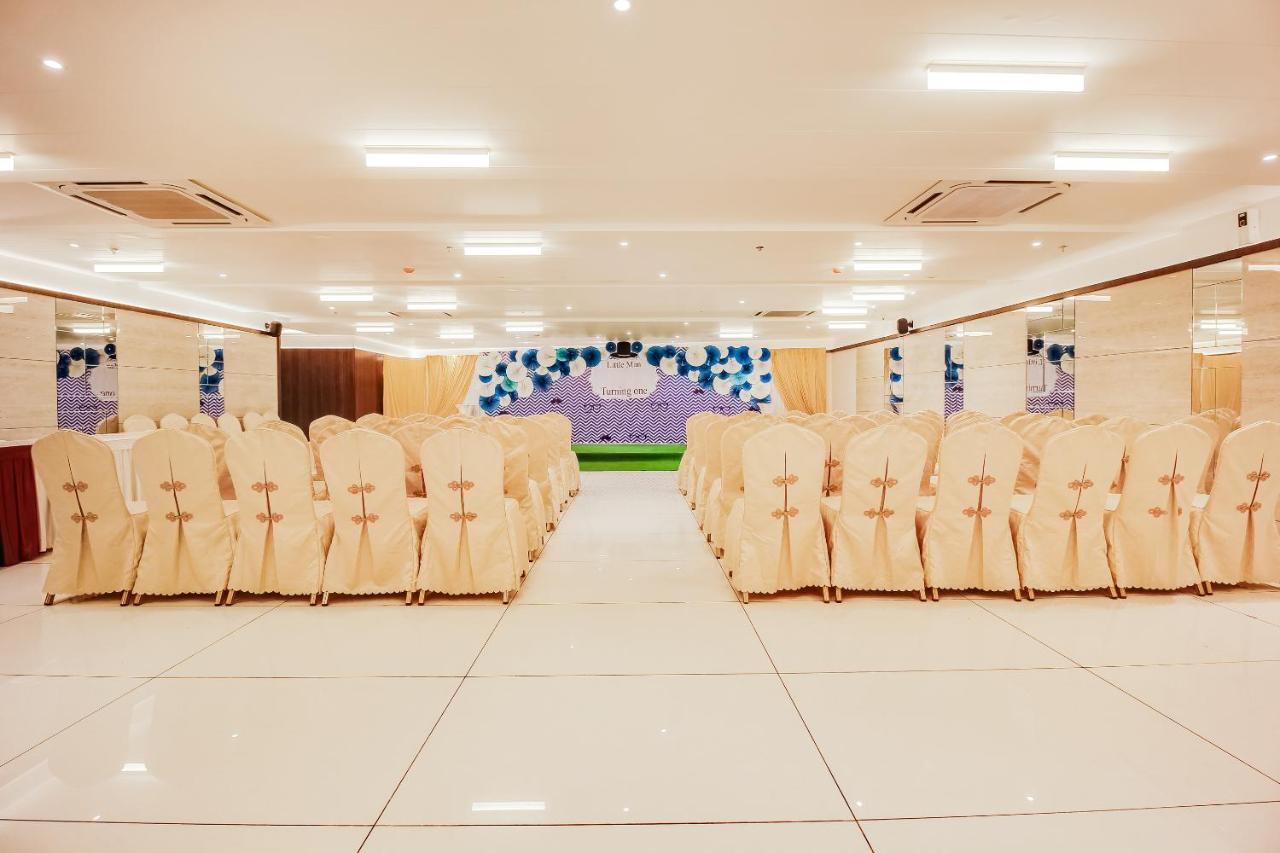 Palette - Hotel Kass Khapri Bagian luar foto